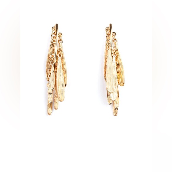 Pursuing The Plumes - Gold Paparazzi Earrings - Picture 2 of 2